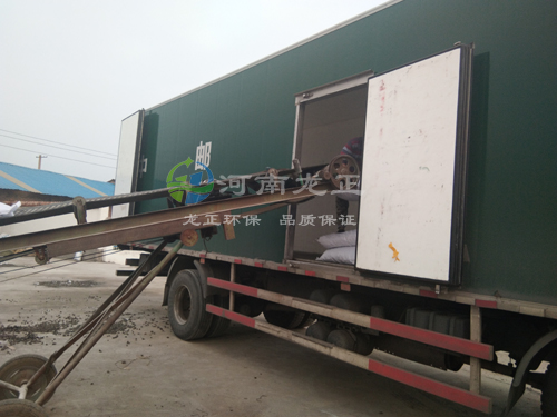 活性炭郵政物流發(fā)貨現(xiàn)場