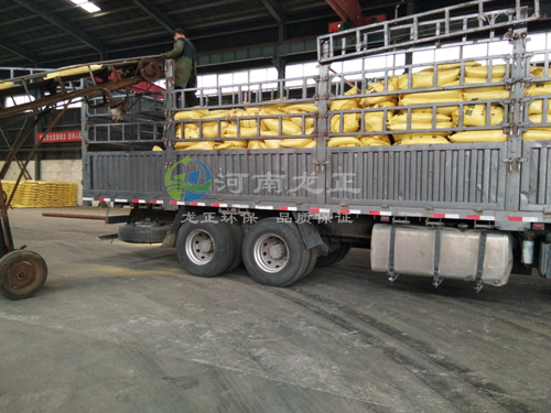 聚合硫酸鐵發(fā)貨現(xiàn)場